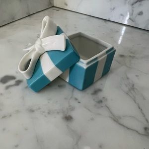 Porcelain Tiffany “gift” box